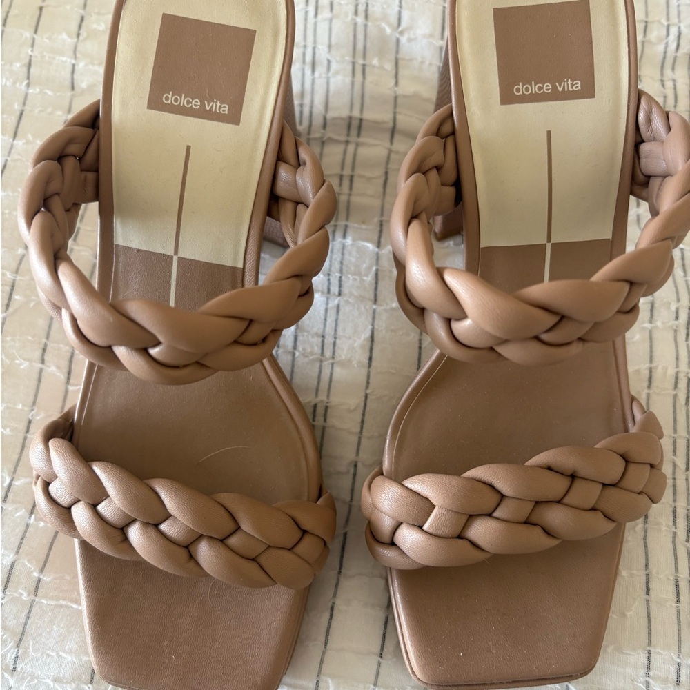 Dolce Vita Tan Braided Strap Sandals like new
